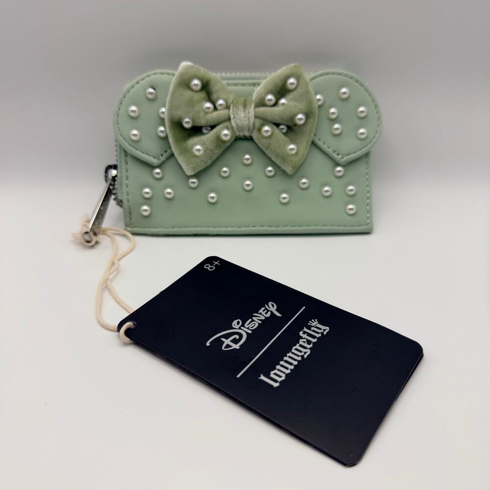 Loungefly Disney Minnie Mouse Pearl Ears Cardholder Wallet BoxLunch NWT